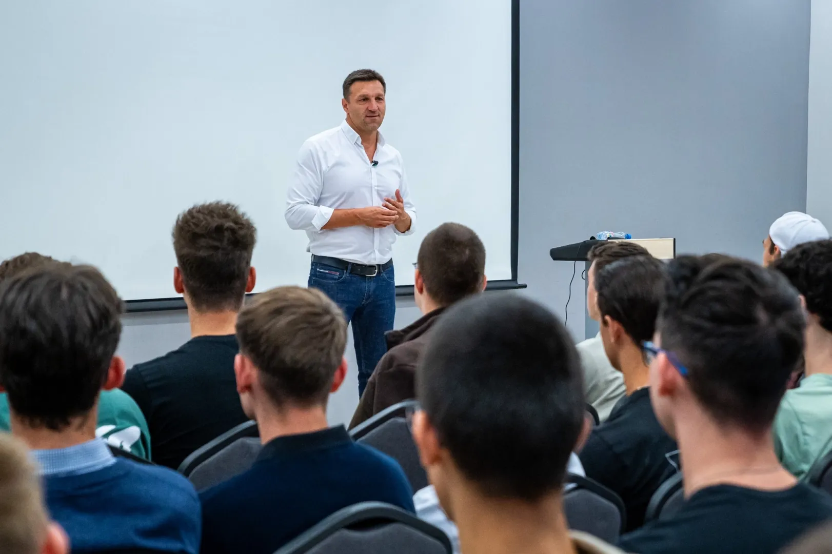 Gergely Kiss, three-time Olympic champion water polo player, highlighted the importance of sport and community for young people. (Photos: András Adorján, Máté Dudás)